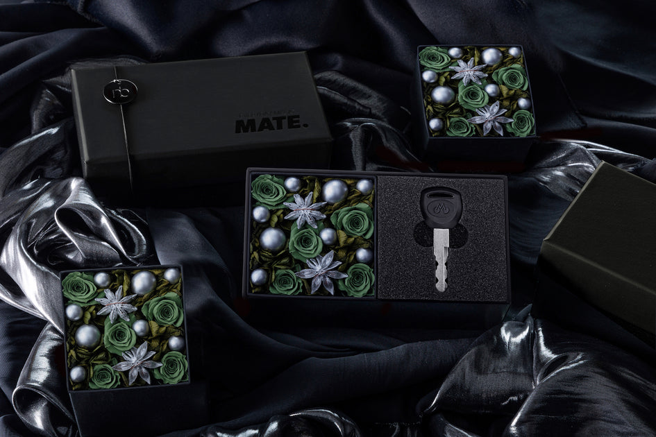 CAMPAIGN｜unwrap blooming holidays - 先着100名にオリジナル